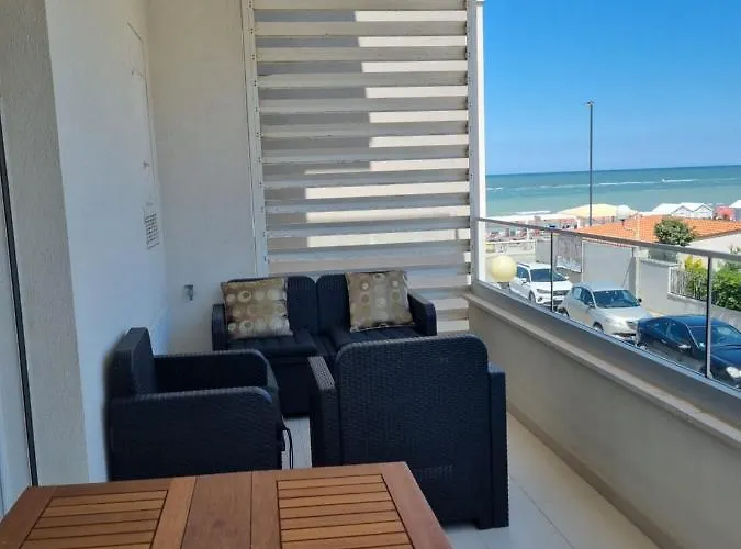 Vacanze Prima Fila Al Mare Apartment Marotta